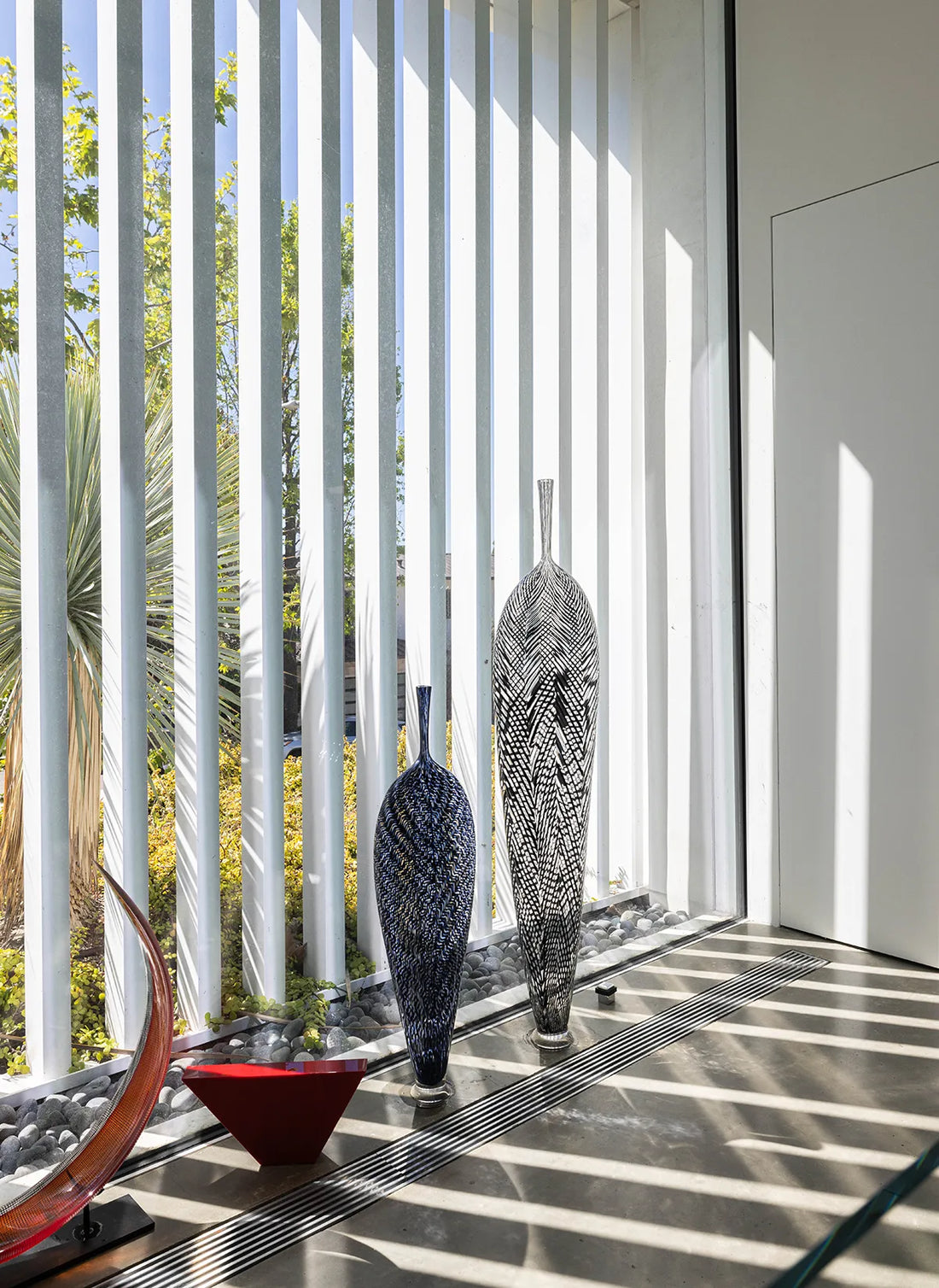 Classic Interior Designs vs. Trends that Come and Go, written from the perspective of SJ Interior Designs: